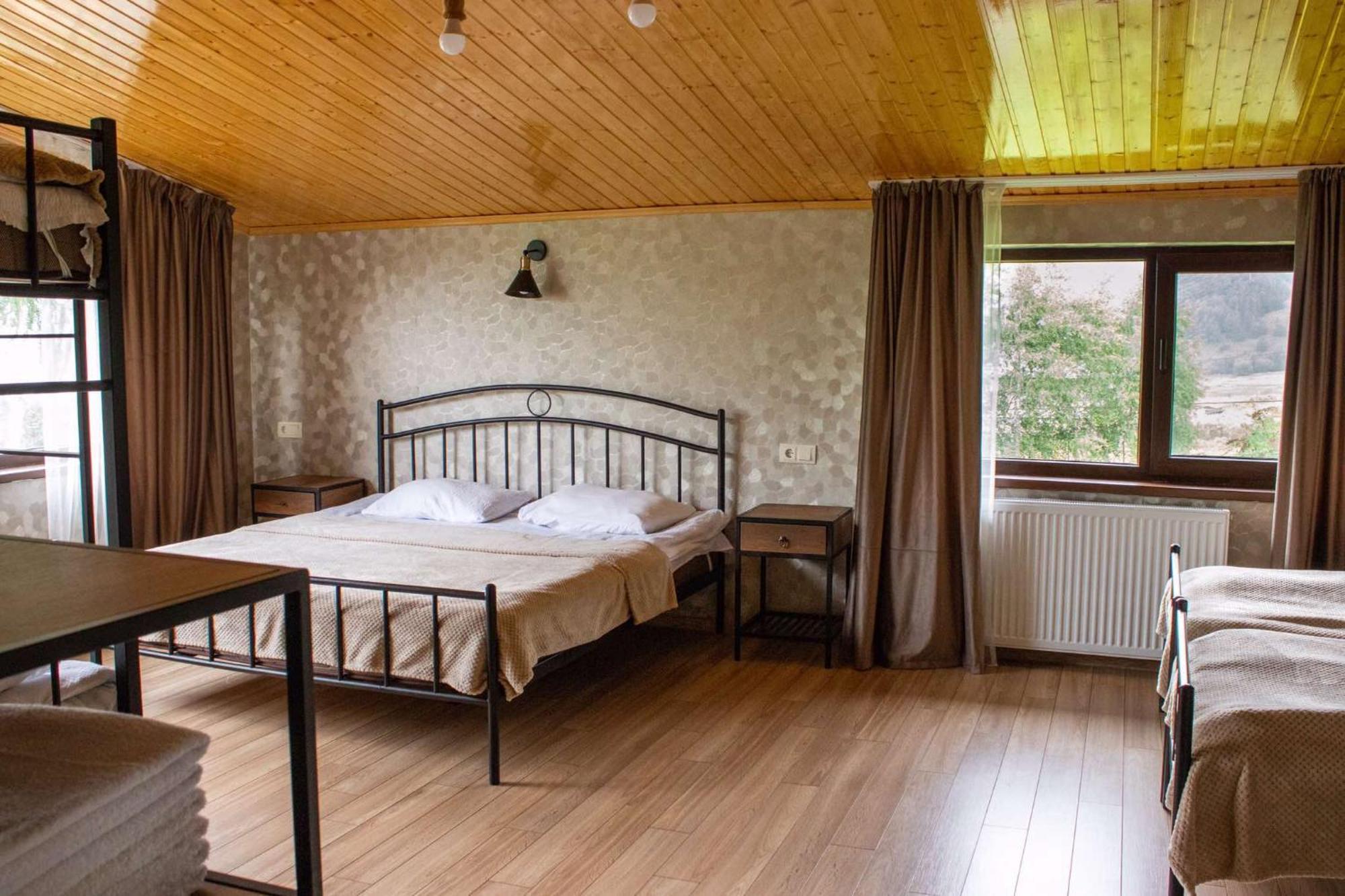 Garemta Hotell Kazbegi Exteriör bild
