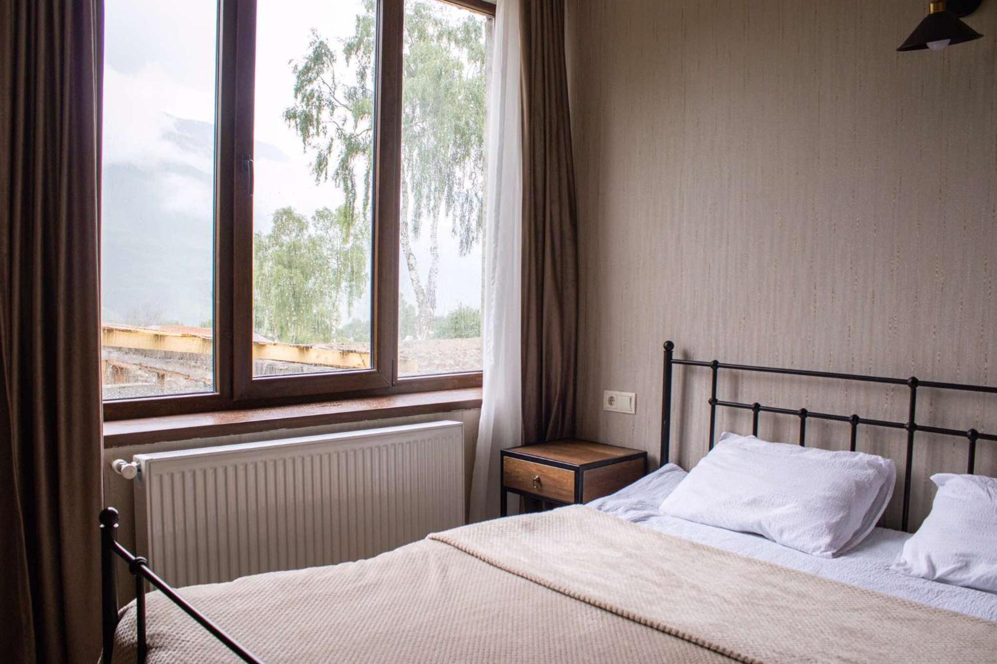 Garemta Hotell Kazbegi Exteriör bild